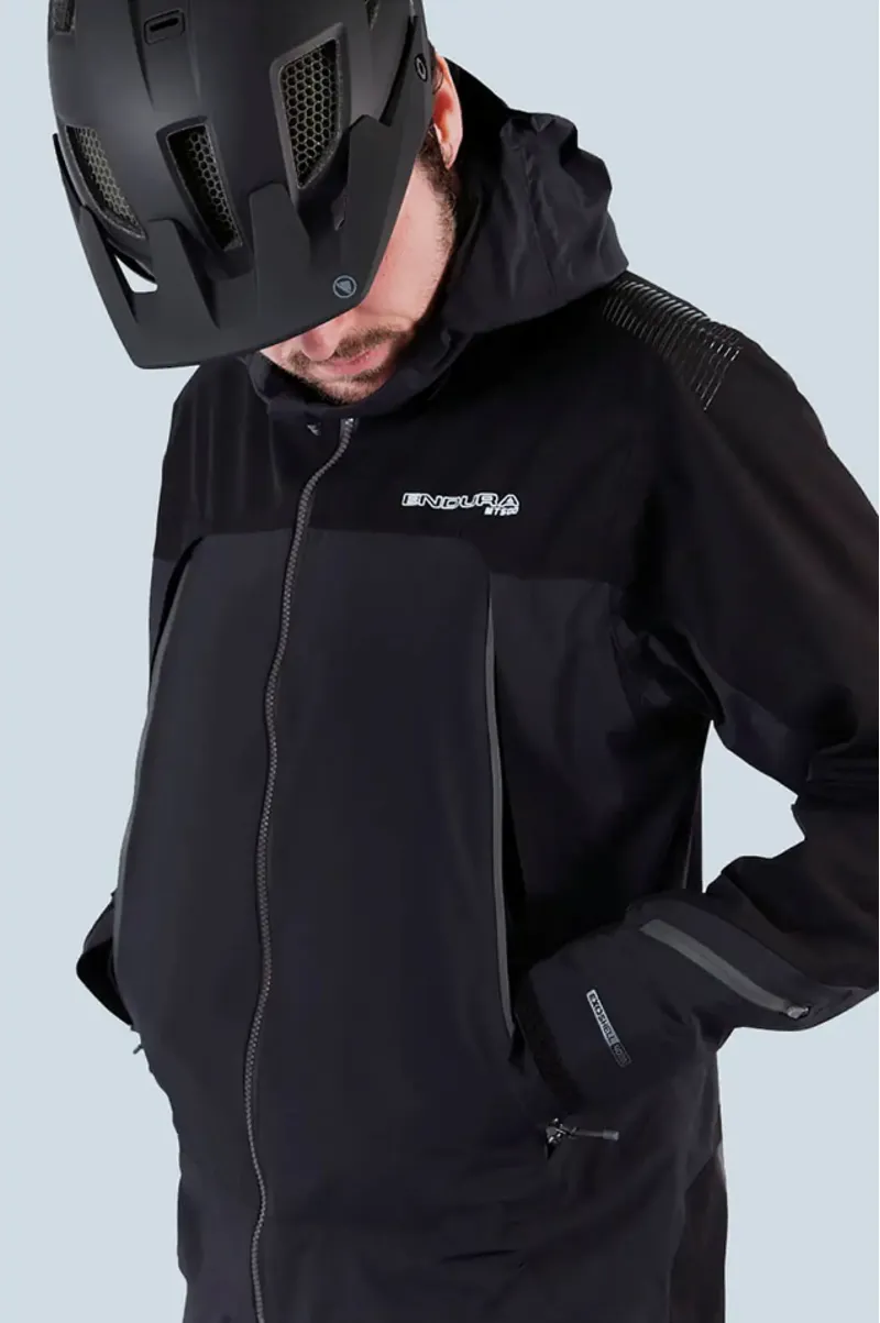 Endura MT500 Waterproof Jacket II in Black -3